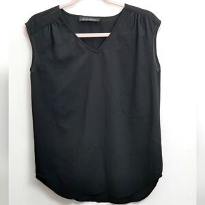 Sleeveless dress top. Small. Ptp: 19" L: 23"